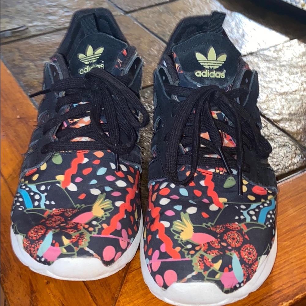 Adidas floral
